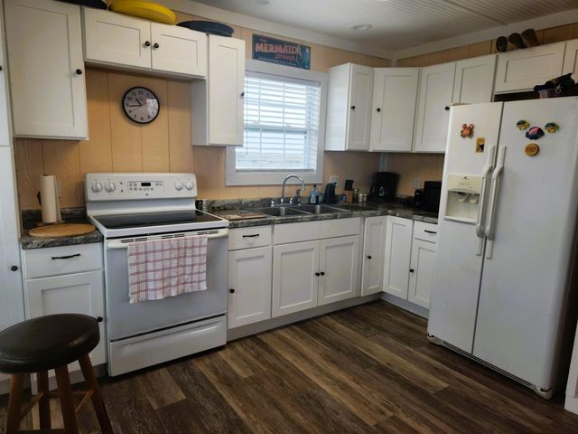 113 Gormley Lane, Grand Isle, LA 70358