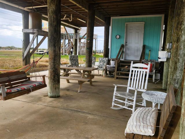 113 Gormley Lane, Grand Isle, LA 70358