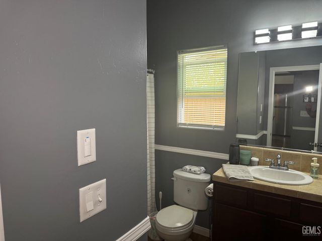 5305 Baja Drive, Bakersfield, CA 93307