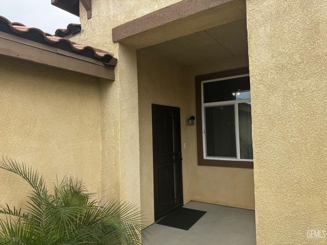 5305 Baja Drive, Bakersfield, CA 93307