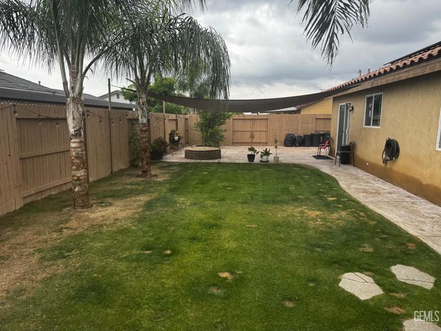5305 Baja Drive, Bakersfield, CA 93307