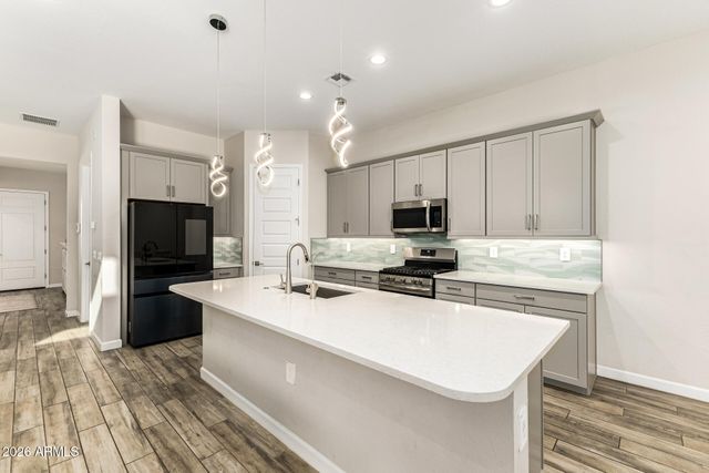 10321 W DEANNA Drive, Peoria, AZ 85382