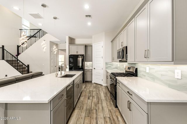 10321 W DEANNA Drive, Peoria, AZ 85382