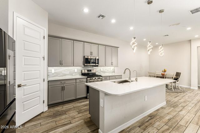 10321 W DEANNA Drive, Peoria, AZ 85382