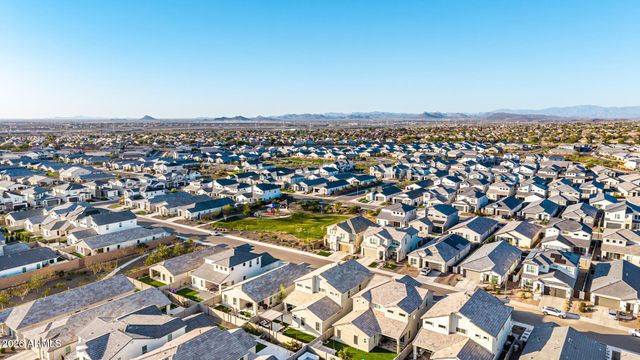 10321 W DEANNA Drive, Peoria, AZ 85382