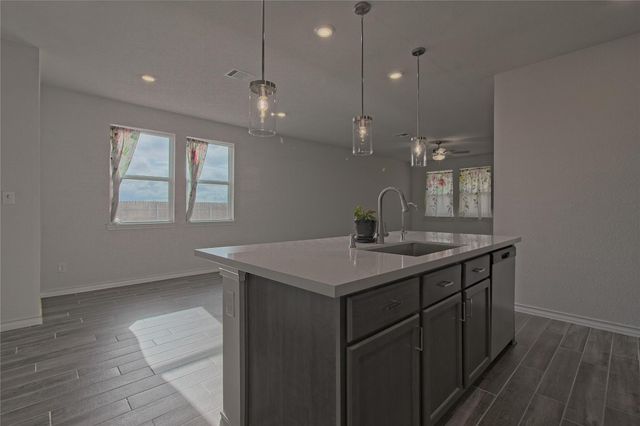 147 Breccia TRL, Liberty Hill, TX 78642
