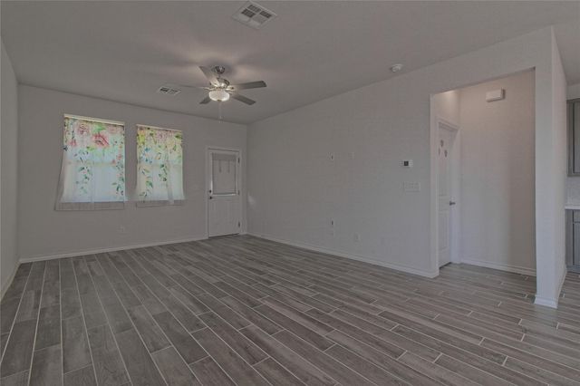 147 Breccia TRL, Liberty Hill, TX 78642
