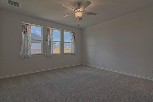 147 Breccia TRL, Liberty Hill, TX 78642
