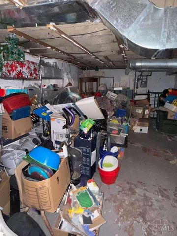 14 Township Avenue, Cincinnati, OH 45216