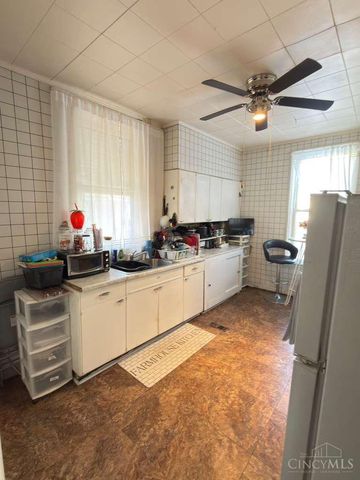 14 Township Avenue, Cincinnati, OH 45216