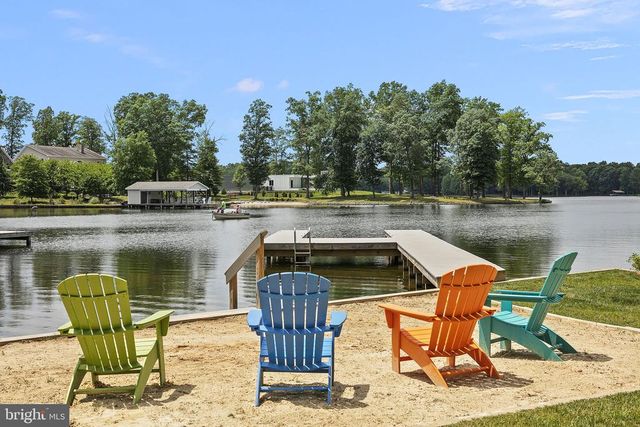 505 ARK AVE, Bumpass, VA 23024