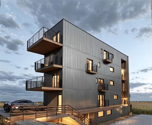 22 0 7207-021-22, Signal Hill, CA 90755