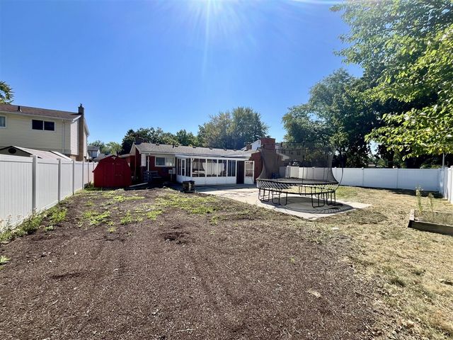 19342 Coventry Drive, Riverview, MI 48193