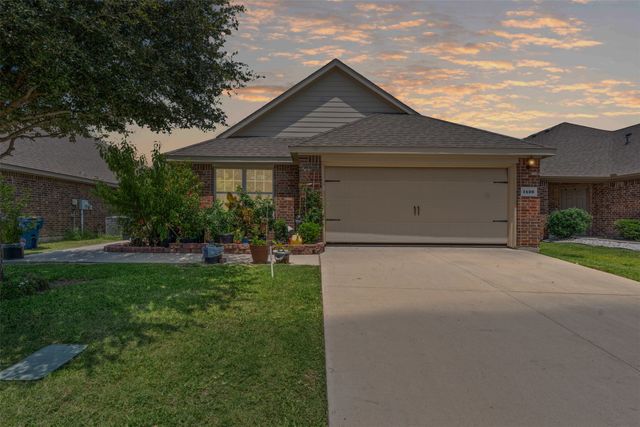 1420 Arabella Avenue, Forney, TX 75126