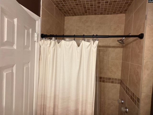 6 Riverview Court, Columbia, SC 29201