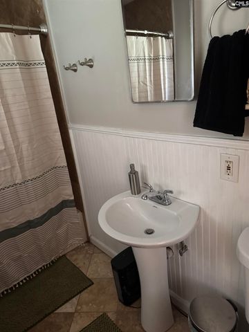 6 Riverview Court, Columbia, SC 29201