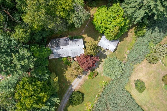 883 River Road, Groton, CT 06355