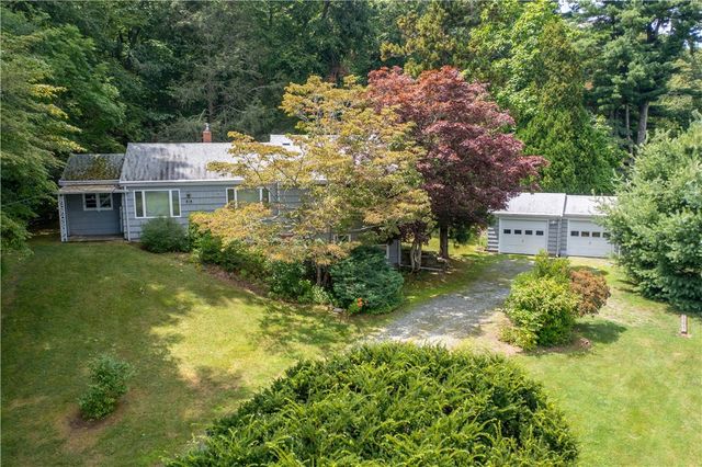 883 River Road, Groton, CT 06355