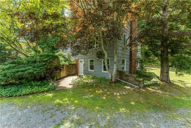 883 River Road, Groton, CT 06355