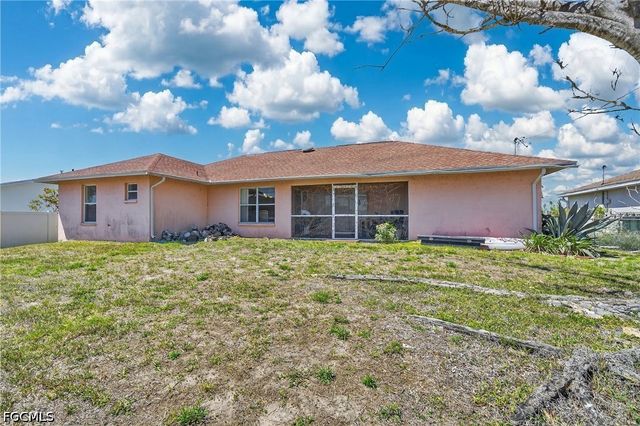 4333 SW 20th PL, Cape Coral, FL 33914