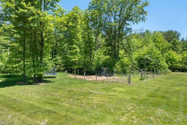 13324 Hickory Road, Fruitport, MI 49415