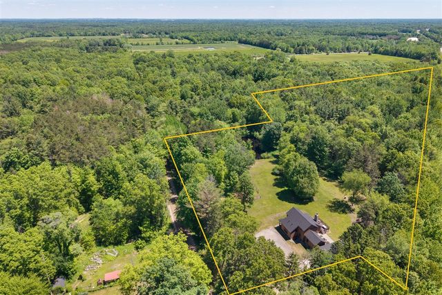 13324 Hickory Road, Fruitport, MI 49415