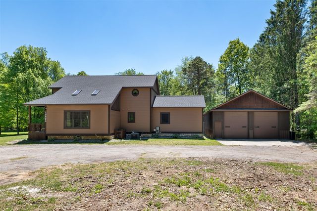 13324 Hickory Road, Fruitport, MI 49415