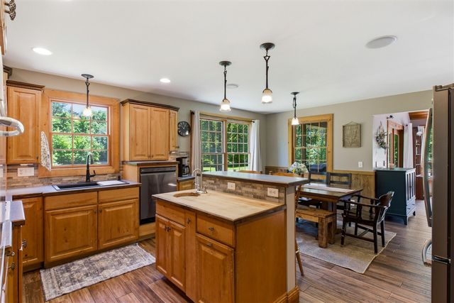 13324 Hickory Road, Fruitport, MI 49415