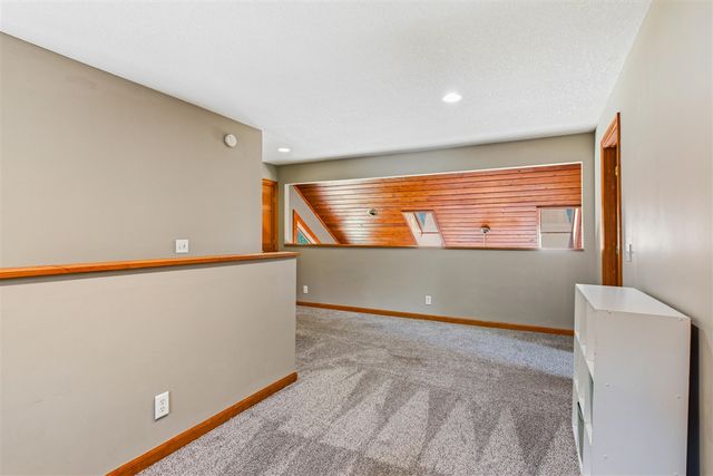 13324 Hickory Road, Fruitport, MI 49415