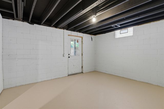 13324 Hickory Road, Fruitport, MI 49415
