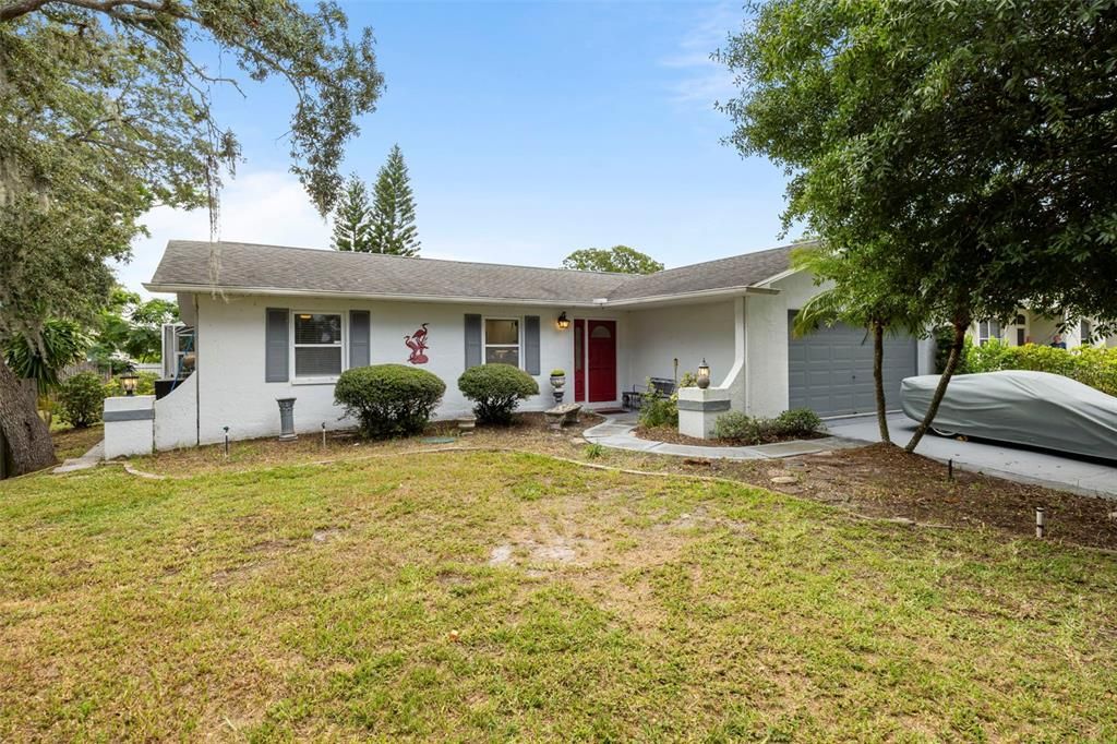 818 EUNICE DRIVE, Tarpon Springs, FL 34689