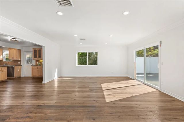 6515 Kenwater, West Hills, CA 91307
