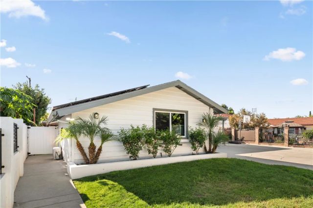 6515 Kenwater, West Hills, CA 91307