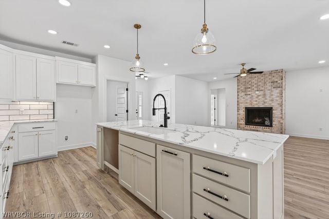 3520 Brighton Place, Greenwood, AR 72936