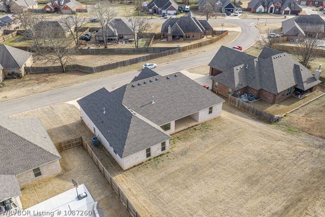 3520 Brighton Place, Greenwood, AR 72936