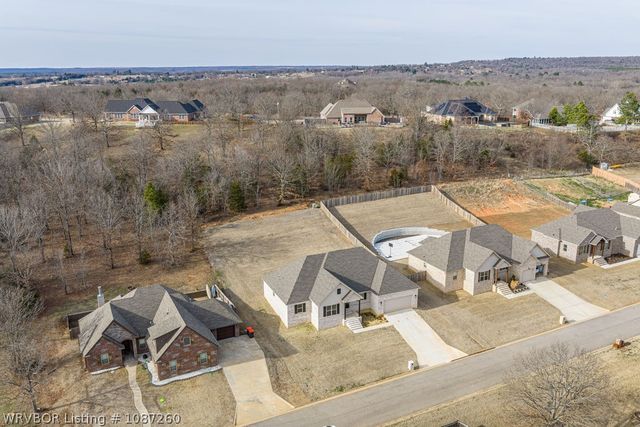 3520 Brighton Place, Greenwood, AR 72936