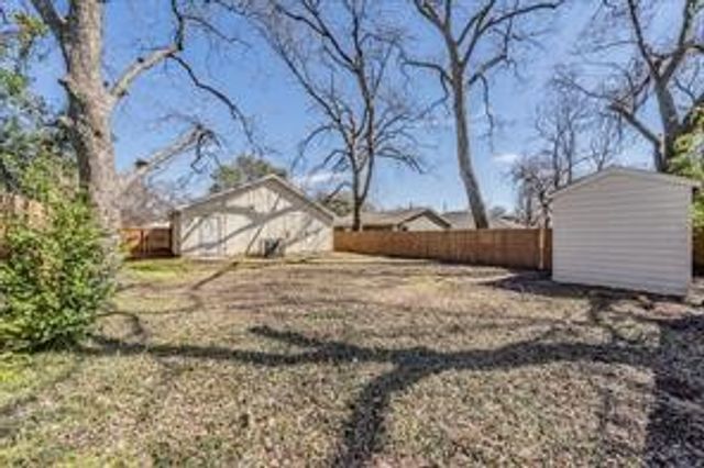 3809 Spence Street, Dallas, TX 75215
