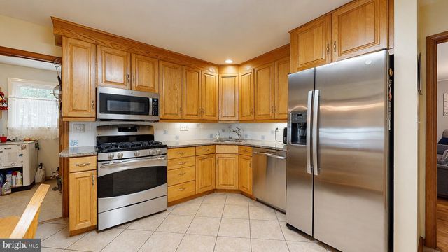 1916 WEST AVE, Linwood, NJ 08221