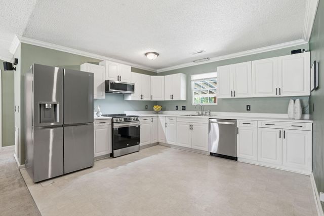 7 Center Point Drive, Yemassee, SC 29945