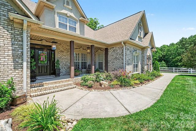 3415 Willow Creek Drive, Mount Pleasant, NC 28124