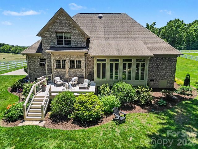 3415 Willow Creek Drive, Mount Pleasant, NC 28124