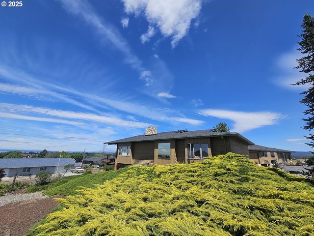 1014 ROE Dr, Goldendale, WA 98620