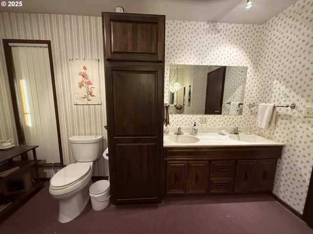 1014 ROE Dr, Goldendale, WA 98620