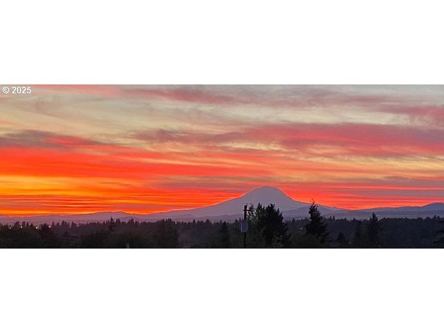 1014 ROE Dr, Goldendale, WA 98620