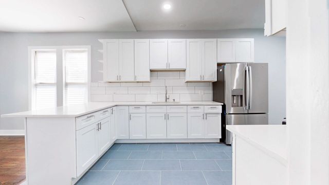 6628 S Sangamon Street, Chicago, IL 60621