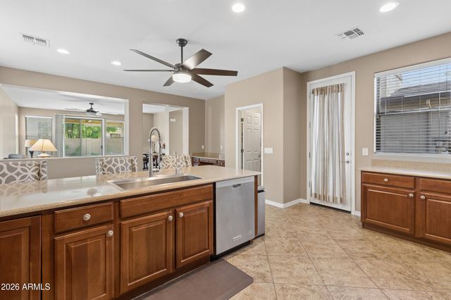 15655 W MONTECITO Avenue, Goodyear, AZ 85395