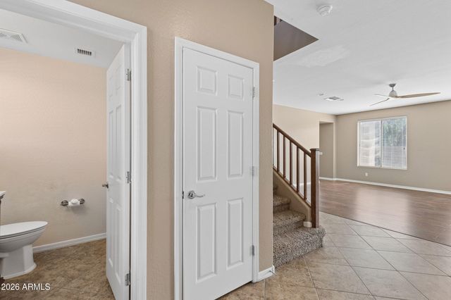 15655 W MONTECITO Avenue, Goodyear, AZ 85395