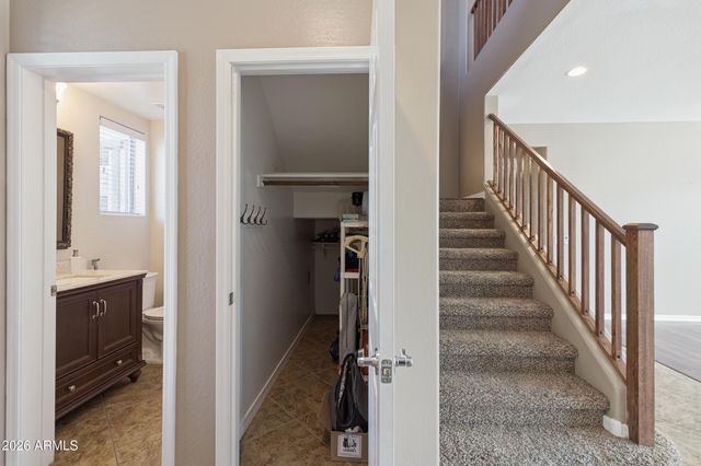 15655 W MONTECITO Avenue, Goodyear, AZ 85395