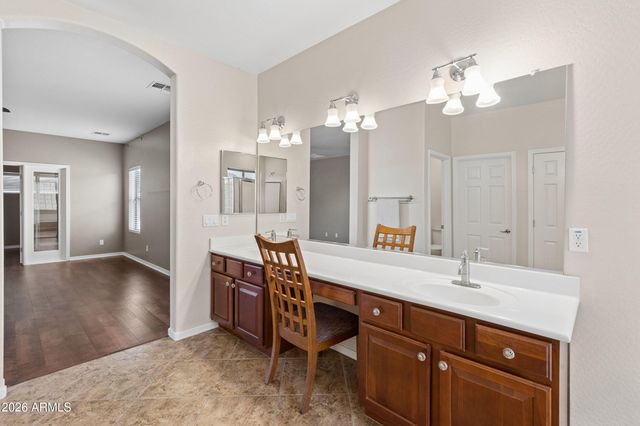 15655 W MONTECITO Avenue, Goodyear, AZ 85395