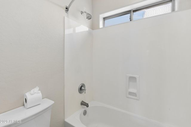 15655 W MONTECITO Avenue, Goodyear, AZ 85395